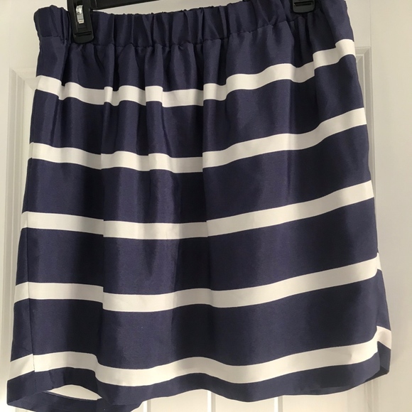 BCBGeneration Skirt - Picture 4 of 4